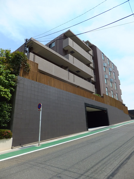 D'クラディア鷺沼の外観