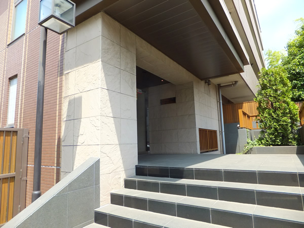 D'クラディア鷺沼の外観