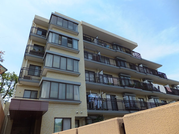 鷺沼北パークホームズ2番館の外観