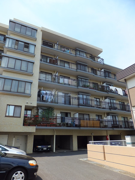 鷺沼北パークホームズ2番館の外観