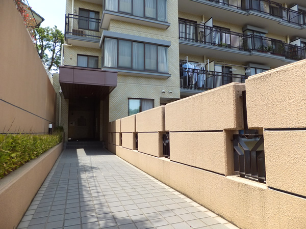 鷺沼北パークホームズ2番館の外観