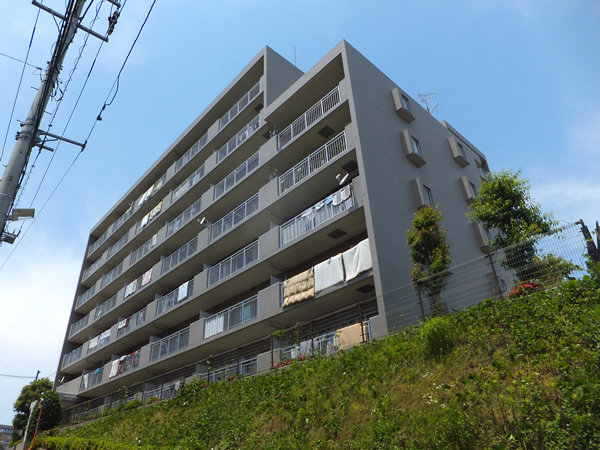 パークヒルズ鷺沼の外観