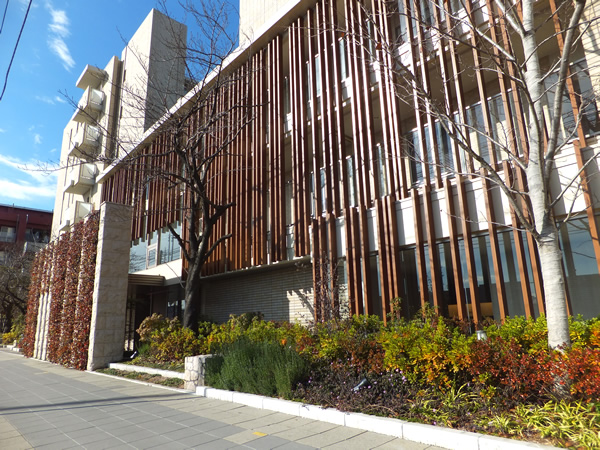 プラウド綱島SSTの外観