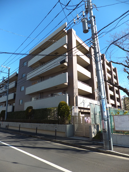 日吉本町ガーデンハウスプレミアムコートの外観