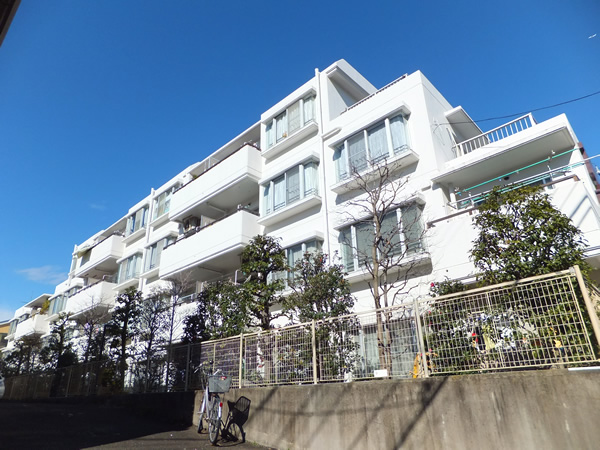 藤和日吉コープの外観