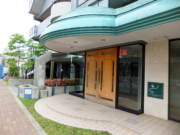 ロアーブルガーデン相模大野ウエスト館の外観