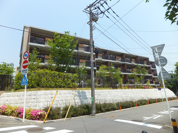 プラウド鷺沼3丁目の外観