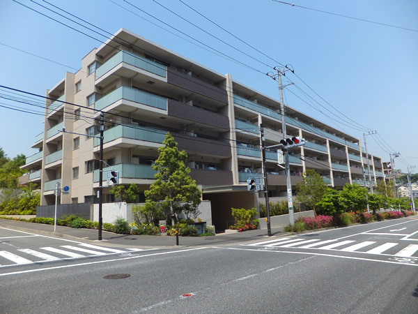 シャリエたまプラーザの外観