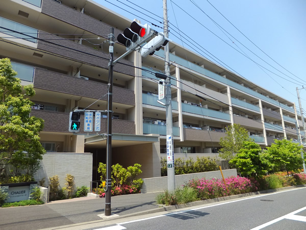 シャリエたまプラーザの外観