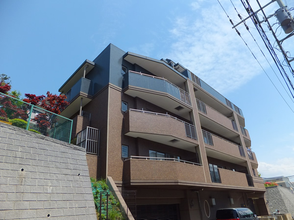 ランドシティたまプラーザブリティッシュガーデンの外観