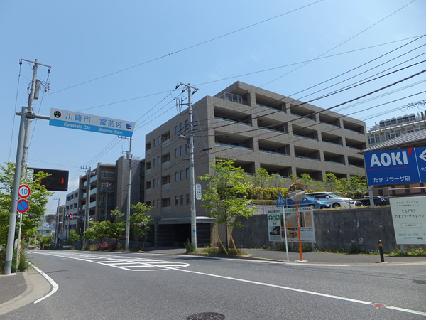 ライオンズたまプラーザ美しの森の外観