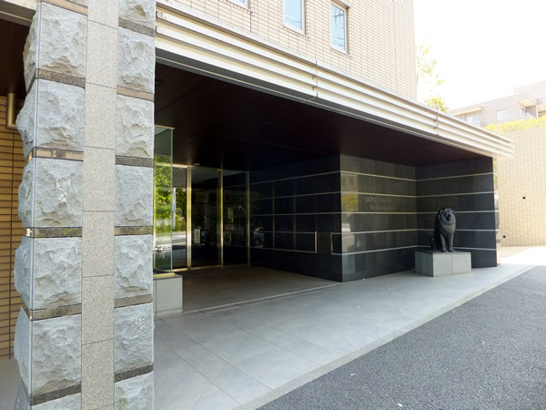 ライオンズたまプラーザ美しの森の外観