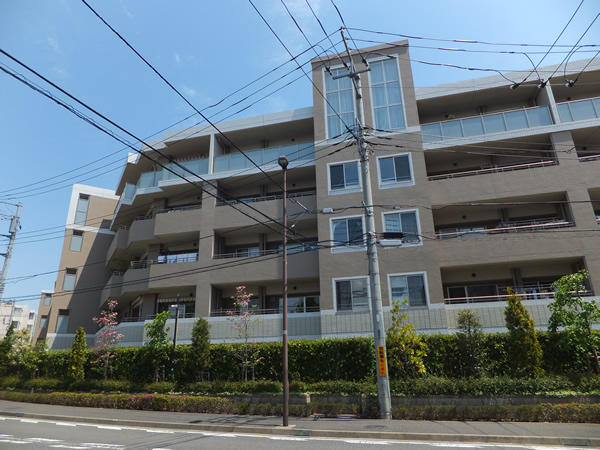 ドレッセ美しの森シルフィーノウエストウィングの外観