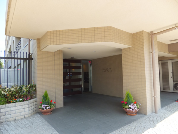 ドレッセ美しの森セントヴェールウエストヒルの外観