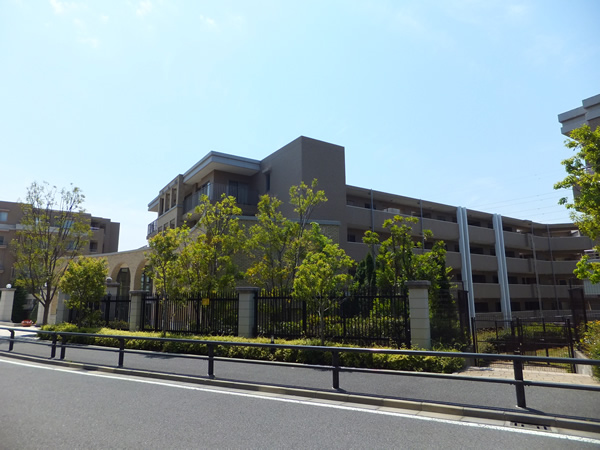 ドレッセ美しの森フロラージュウエストヒルの外観