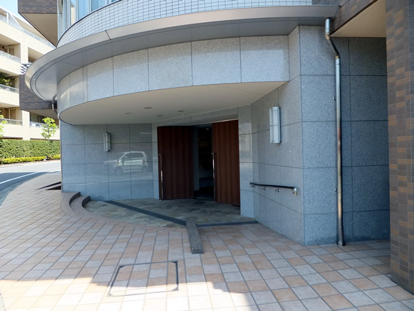 セレアス美しが丘パティアの外観