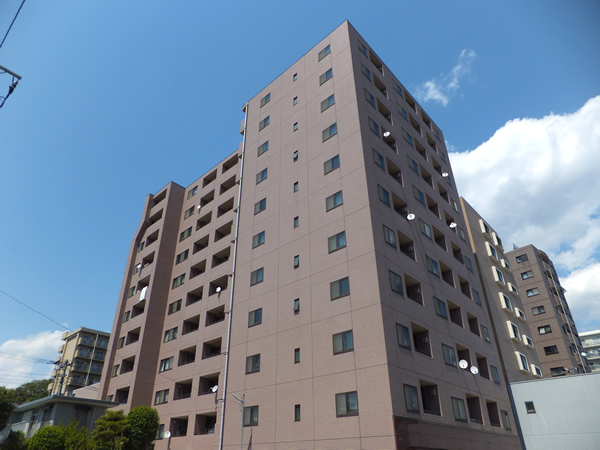 クリオ鶴見8番館の外観