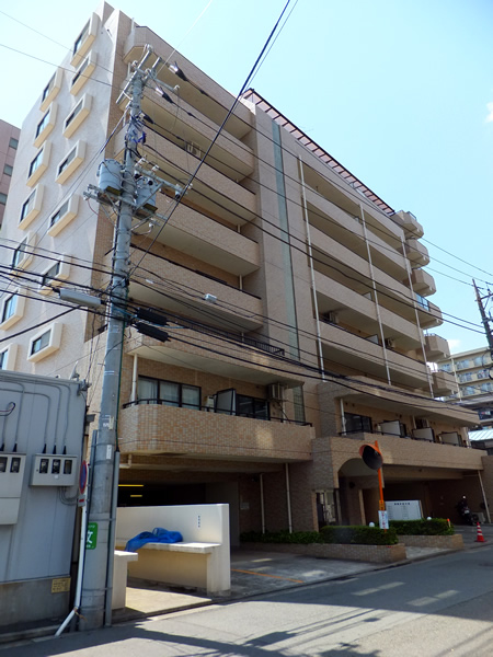 コスモ横浜鶴見の外観