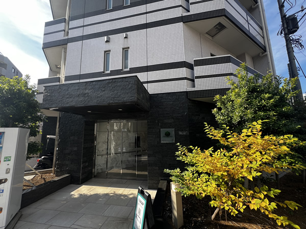 アゼスト中野新橋の外観