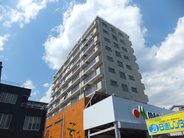 山久エンゼルハイム花月園の外観