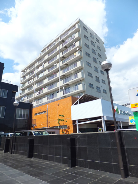 山久エンゼルハイム花月園の外観