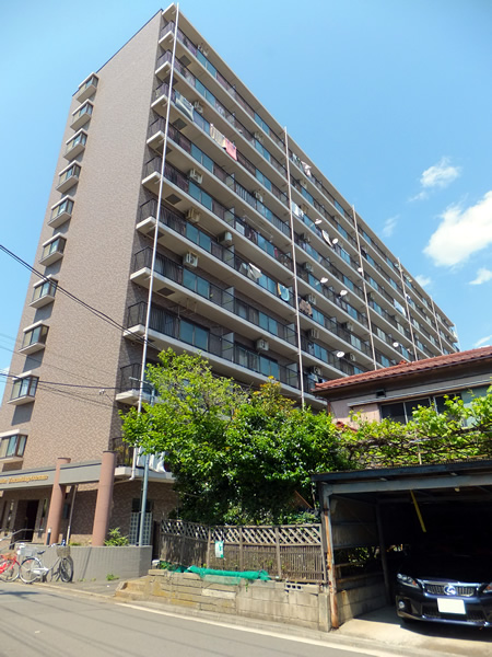 ライオンズマンション鶴見花月園前の外観