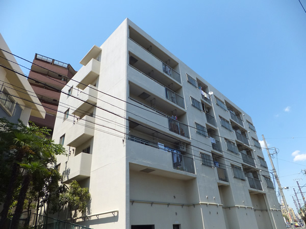 藤和鶴見コープの外観