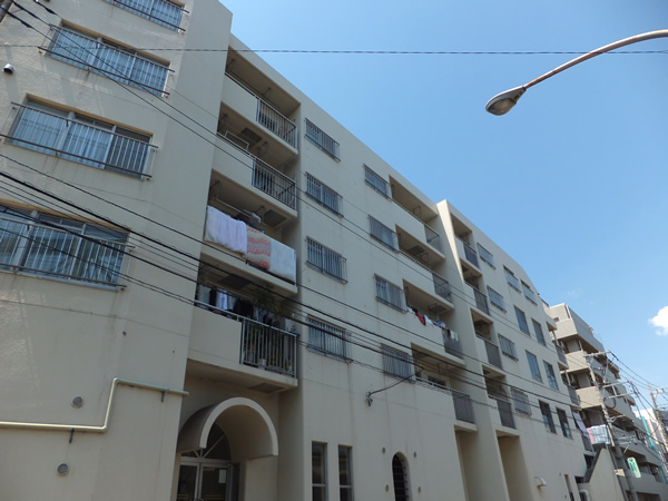 藤和鶴見コープの外観