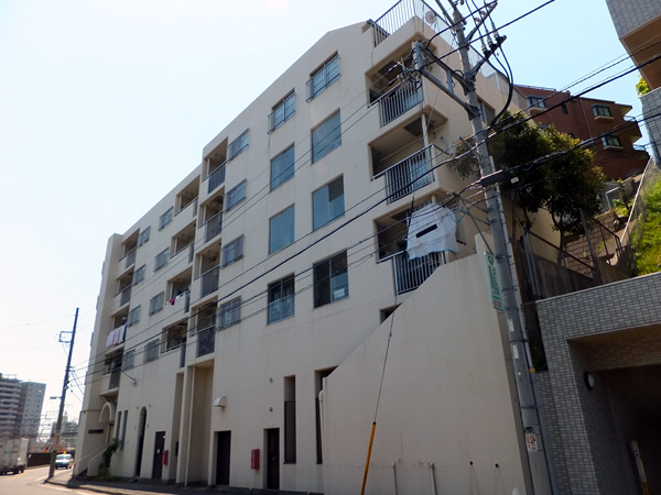 藤和鶴見コープの外観