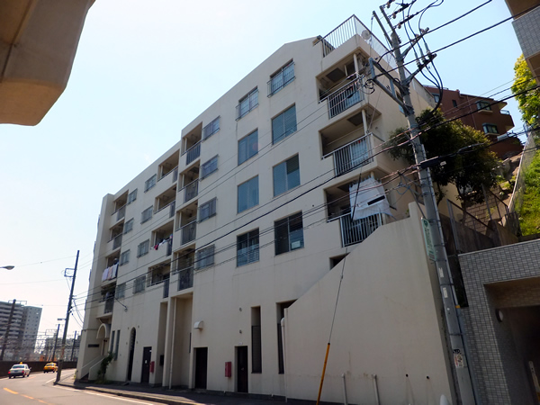 藤和鶴見コープの外観