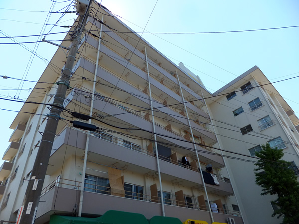 鶴見常緑ハイツの外観