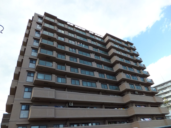 ナイスシティアリーナ横濱鶴見の外観