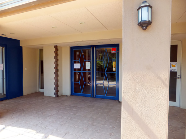 クレッセントユーパリノスの丘ブルームヒルズ棟の外観