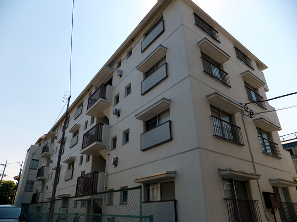 ニューハイツ北寺尾の外観