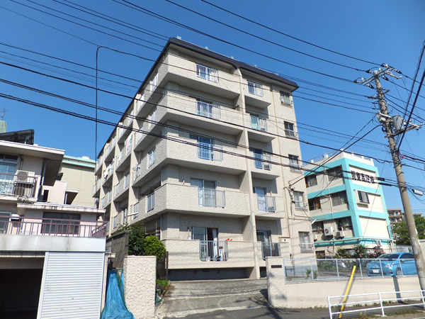 二ツ池ハイネスの外観