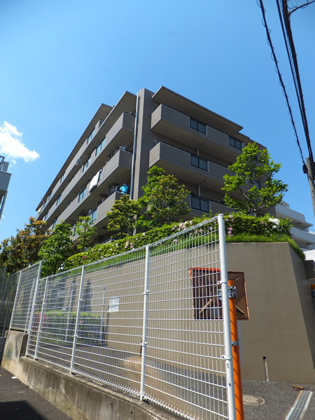 藤和シティコープ鶴見寺谷の外観