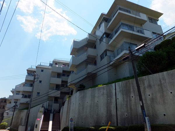 鶴見リリエンハイムの外観