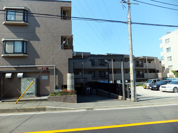 アドヴァンス北寺尾の外観