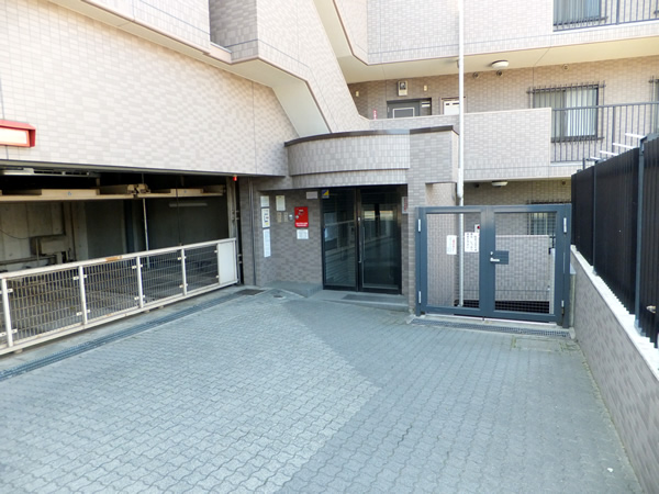 アドヴァンス北寺尾の外観