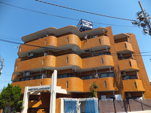 ニックハイム北寺尾三ッ池公園の外観