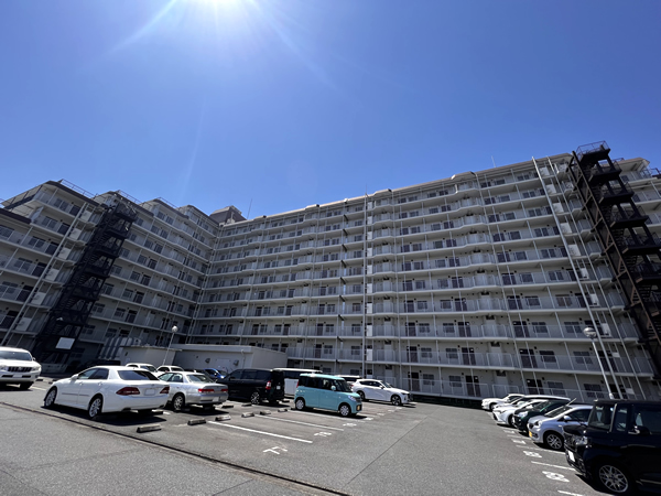 ソフトタウンニュー谷津遊園の外観