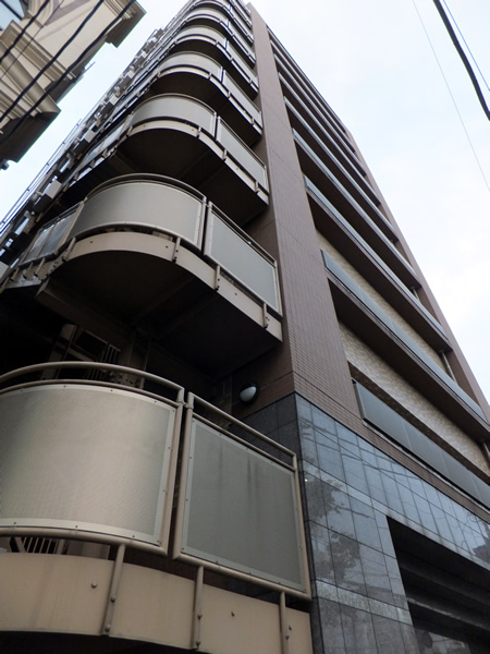 ローヤルシティ西日暮里の外観