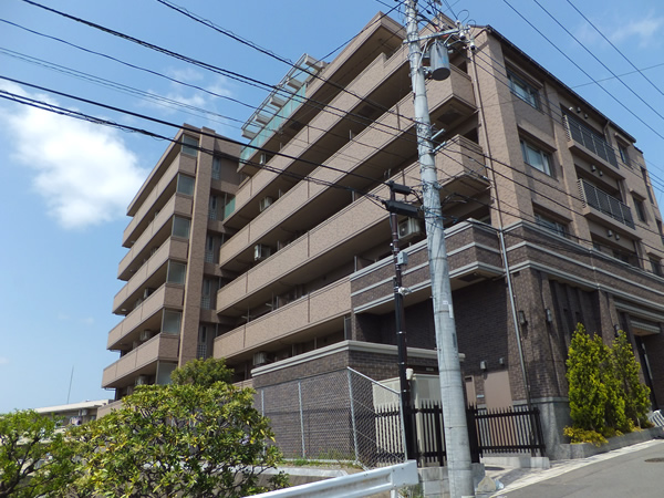 ナイスパークフロンテージ鷺沼の外観