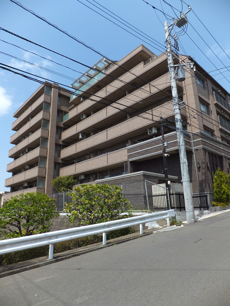 ナイスパークフロンテージ鷺沼の外観