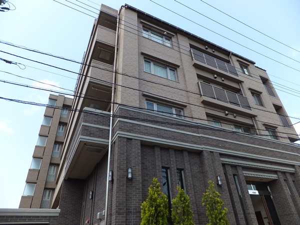 ナイスパークフロンテージ鷺沼の外観