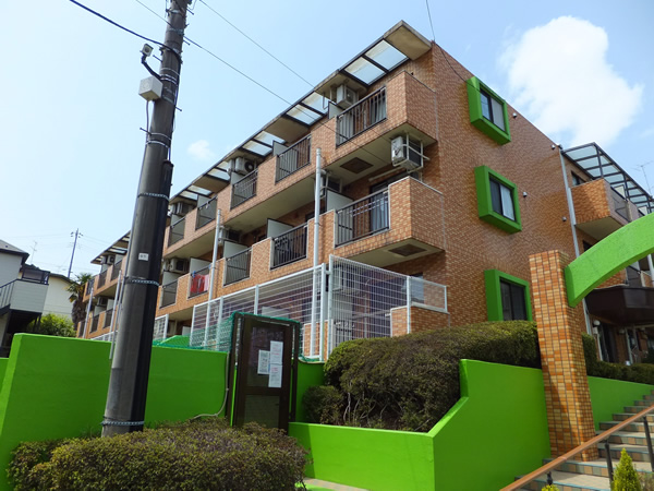 ダイアパレス鷺沼1の外観