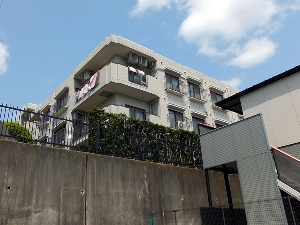 ソルクレスト鷺沼の外観