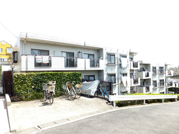 ソルクレスト鷺沼の外観