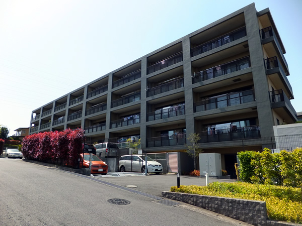 パークホームズ鷺沼2丁目ヒルトップの外観