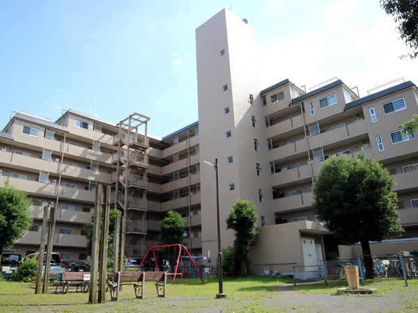 清瀬ハイコーポの外観